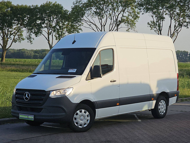 Mercedes-Benz Sprinter 315 L2H2 3.5t-Trekhaak - Furgon: slika 2 Mercedes-Benz Sprinter 315 L2H2 3.5t-Trekhaak - Furgon: slika 2