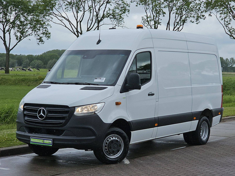 Mercedes-Benz Sprinter 516 L2H2 3.5t-Trekhaak - Furgon: slika 2 Mercedes-Benz Sprinter 516 L2H2 3.5t-Trekhaak - Furgon: slika 2