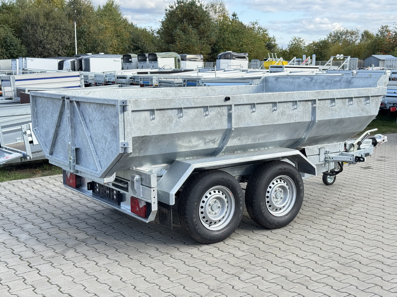 NIEWIADÓW KPW3530.18HT EPP | 300×180cm / 3500kg / kiper wywrotka tipper, muldenkipper - Kiper prikolica: slika 3 NIEWIADÓW KPW3530.18HT EPP | 300×180cm / 3500kg / kiper wywrotka tipper, muldenkipper - Kiper prikolica: slika 3