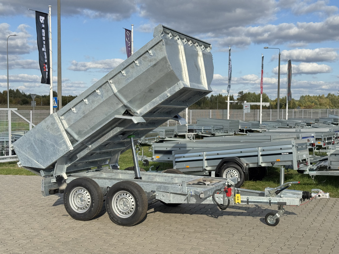 NIEWIADÓW KPW3530.18HT EPP | 300×180cm / 3500kg / kiper wywrotka tipper, muldenkipper - Kiper prikolica: slika 1 NIEWIADÓW KPW3530.18HT EPP | 300×180cm / 3500kg / kiper wywrotka tipper, muldenkipper - Kiper prikolica: slika 1
