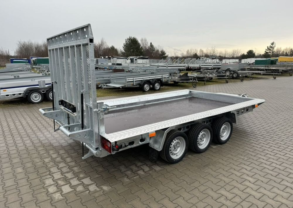 WIOLA Wiola B3540 MAX - 400 x 170 cm | 2546kg ładowności | trap stalowy | 3-osiowa budowlanka - Prikolica za prevoz strojev: slika 3 WIOLA Wiola B3540 MAX - 400 x 170 cm | 2546kg ładowności | trap stalowy | 3-osiowa budowlanka - Prikolica za prevoz strojev: slika 3