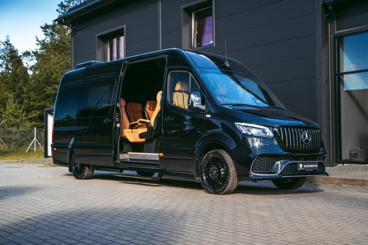 Mercedes-Benz Sprinter 319 VIP Business Van/ TV/ Premium Sound Mercedes-Benz Sprinter 319 VIP Business Van/ TV/ IN STOCK!!! - Minibus, Potniški kombi: slika 1 Mercedes-Benz Sprinter 319 VIP Business Van/ TV/ Premium Sound Mercedes-Benz Sprinter 319 VIP Business Van/ TV/ IN STOCK!!! - Minibus, Potniški kombi: slika 1