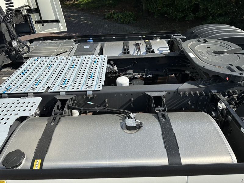 Volvo Volvo FH 500 4x2 ACC I-PARK COOL NEW MODEL FH 500 4x2 - Vlačilec: slika 5 Volvo Volvo FH 500 4x2 ACC I-PARK COOL NEW MODEL FH 500 4x2 - Vlačilec: slika 5