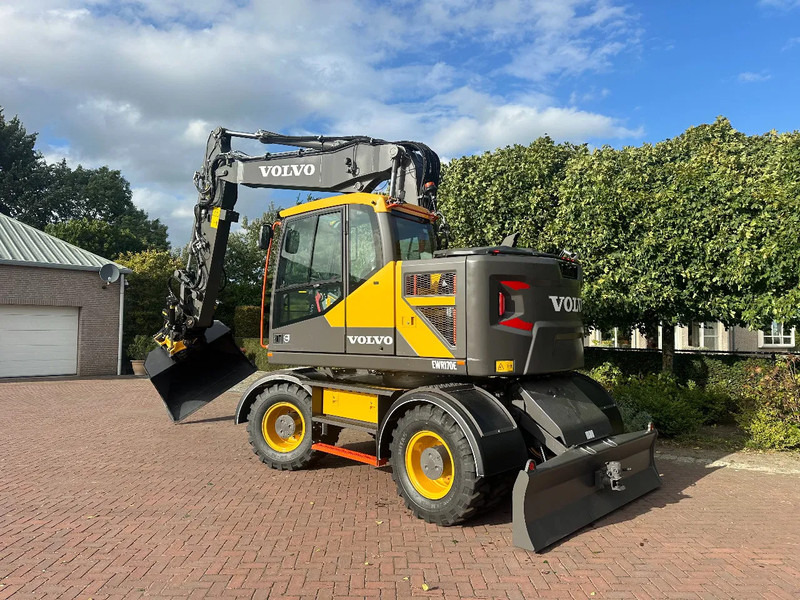 Volvo EWR170 E - Engcon EC319 DC3 - UNUSED - Bager na kolesih: slika 2 Volvo EWR170 E - Engcon EC319 DC3 - UNUSED - Bager na kolesih: slika 2