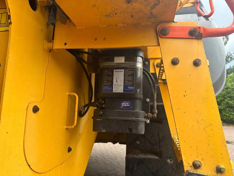 Kolesni nakladalec Volvo L120 H: slika 8
