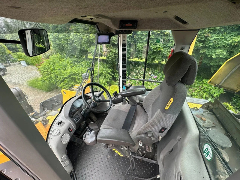 Kolesni nakladalec Volvo L120 H: slika 11