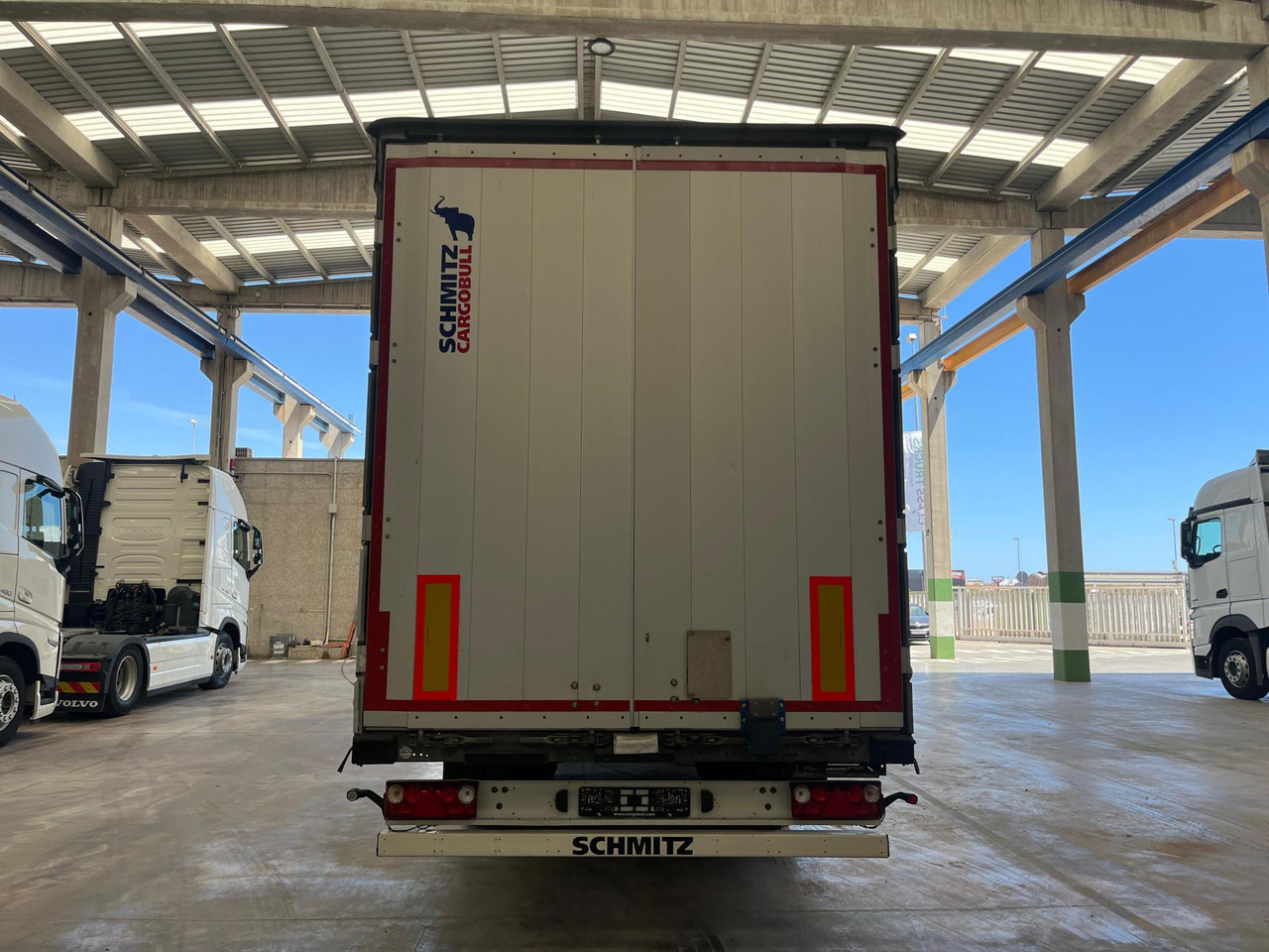 Schmitz Cargobull SCS24/L Varios - Polprikolica s ponjavo: slika 4 Schmitz Cargobull SCS24/L Varios - Polprikolica s ponjavo: slika 4