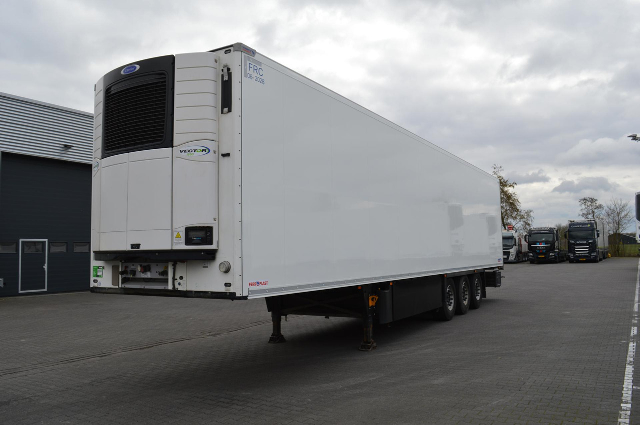 Schmitz Cargobull SKO FP 45 Carrier Vector 1550 - Polprikolica hladilnik: slika 1 Schmitz Cargobull SKO FP 45 Carrier Vector 1550 - Polprikolica hladilnik: slika 1