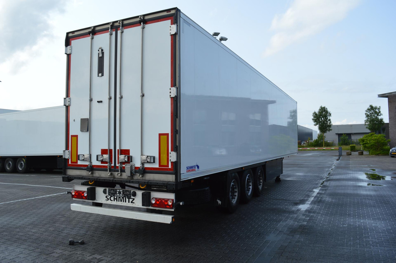 Schmitz Cargobull SKO FP 45 Carrier Vector 1550 - Polprikolica hladilnik: slika 3 Schmitz Cargobull SKO FP 45 Carrier Vector 1550 - Polprikolica hladilnik: slika 3