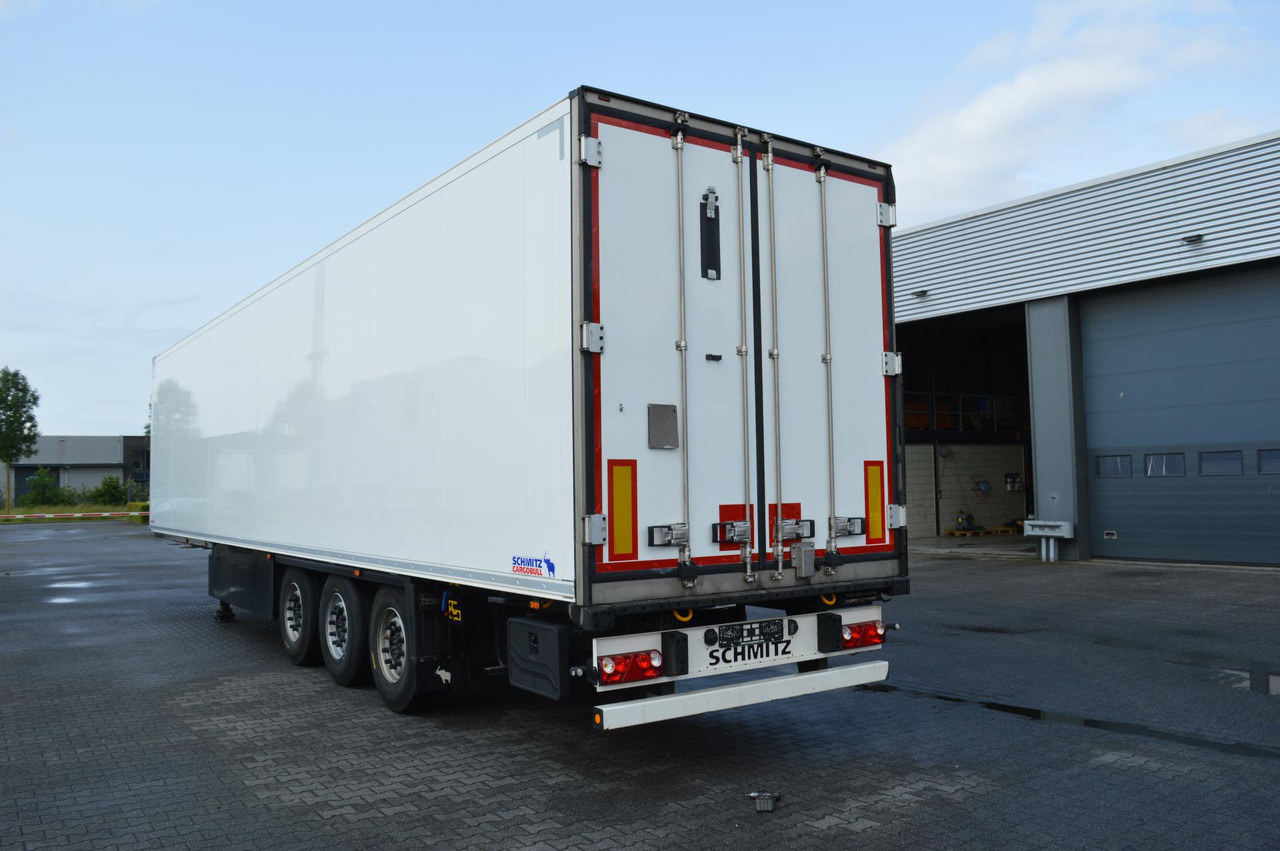 Schmitz Cargobull SKO FP 45 Carrier Vector 1550 - Polprikolica hladilnik: slika 2 Schmitz Cargobull SKO FP 45 Carrier Vector 1550 - Polprikolica hladilnik: slika 2
