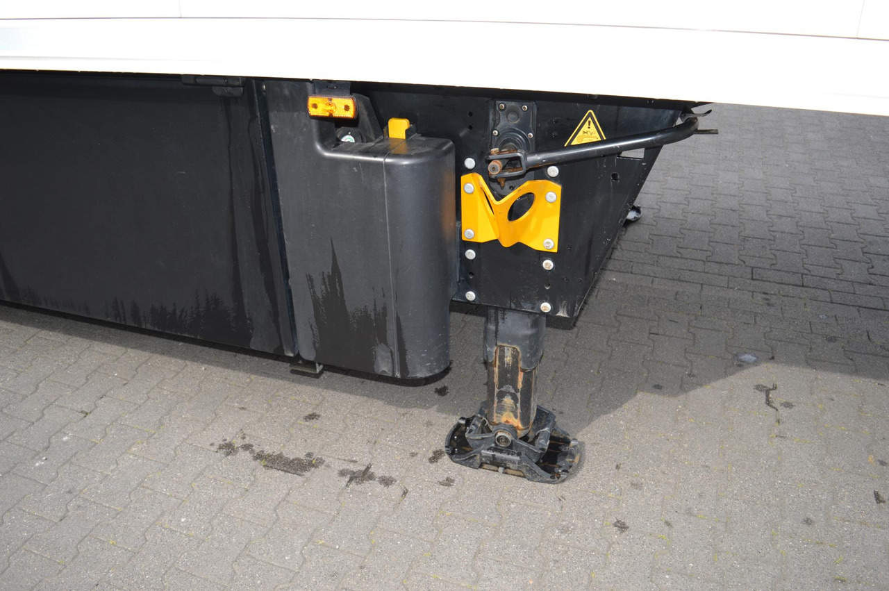 Schmitz Cargobull SKO FP 45 ThermoKing SLXi 300 - Polprikolica hladilnik: slika 4 Schmitz Cargobull SKO FP 45 ThermoKing SLXi 300 - Polprikolica hladilnik: slika 4