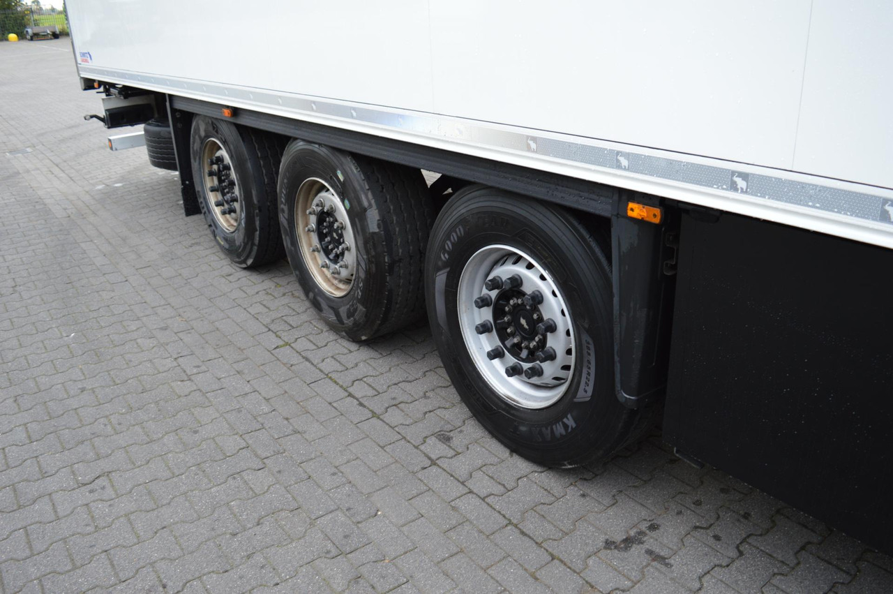 Polprikolica hladilnik Schmitz Cargobull SKO FP 60 Carrier Vector 1550: slika 11 Polprikolica hladilnik Schmitz Cargobull SKO FP 60 Carrier Vector 1550: slika 11