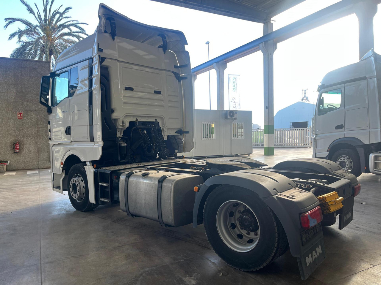 MAN TGX 18.470 GM Retarder - Vlačilec: slika 4 MAN TGX 18.470 GM Retarder - Vlačilec: slika 4