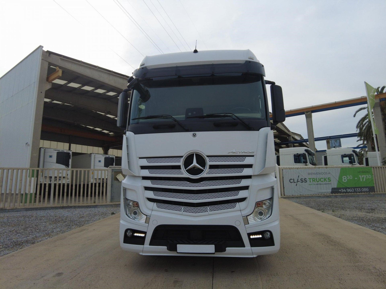 Mercedes-Benz Actros 5 1845 BigSpace - Vlačilec: slika 2 Mercedes-Benz Actros 5 1845 BigSpace - Vlačilec: slika 2