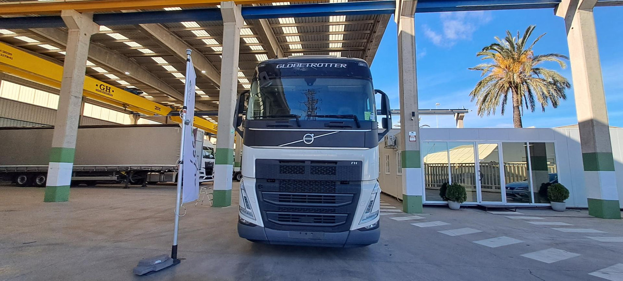 Volvo FH 460 Globetrotter XL Retarder - Vlačilec: slika 2 Volvo FH 460 Globetrotter XL Retarder - Vlačilec: slika 2