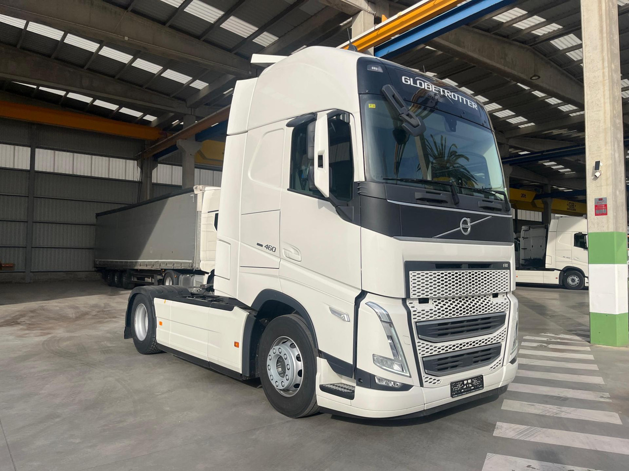 Volvo FH 460 Globetrotter XL i-Save I-ParkCool - Vlačilec: slika 2 Volvo FH 460 Globetrotter XL i-Save I-ParkCool - Vlačilec: slika 2