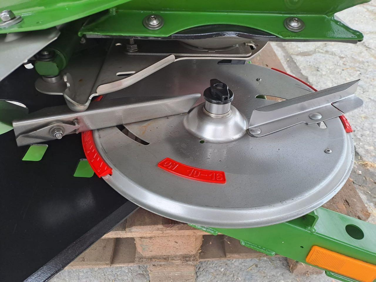 Amazone ZA-M 1001 Special SBS - Trosilnik gnojila: slika 5 Amazone ZA-M 1001 Special SBS - Trosilnik gnojila: slika 5