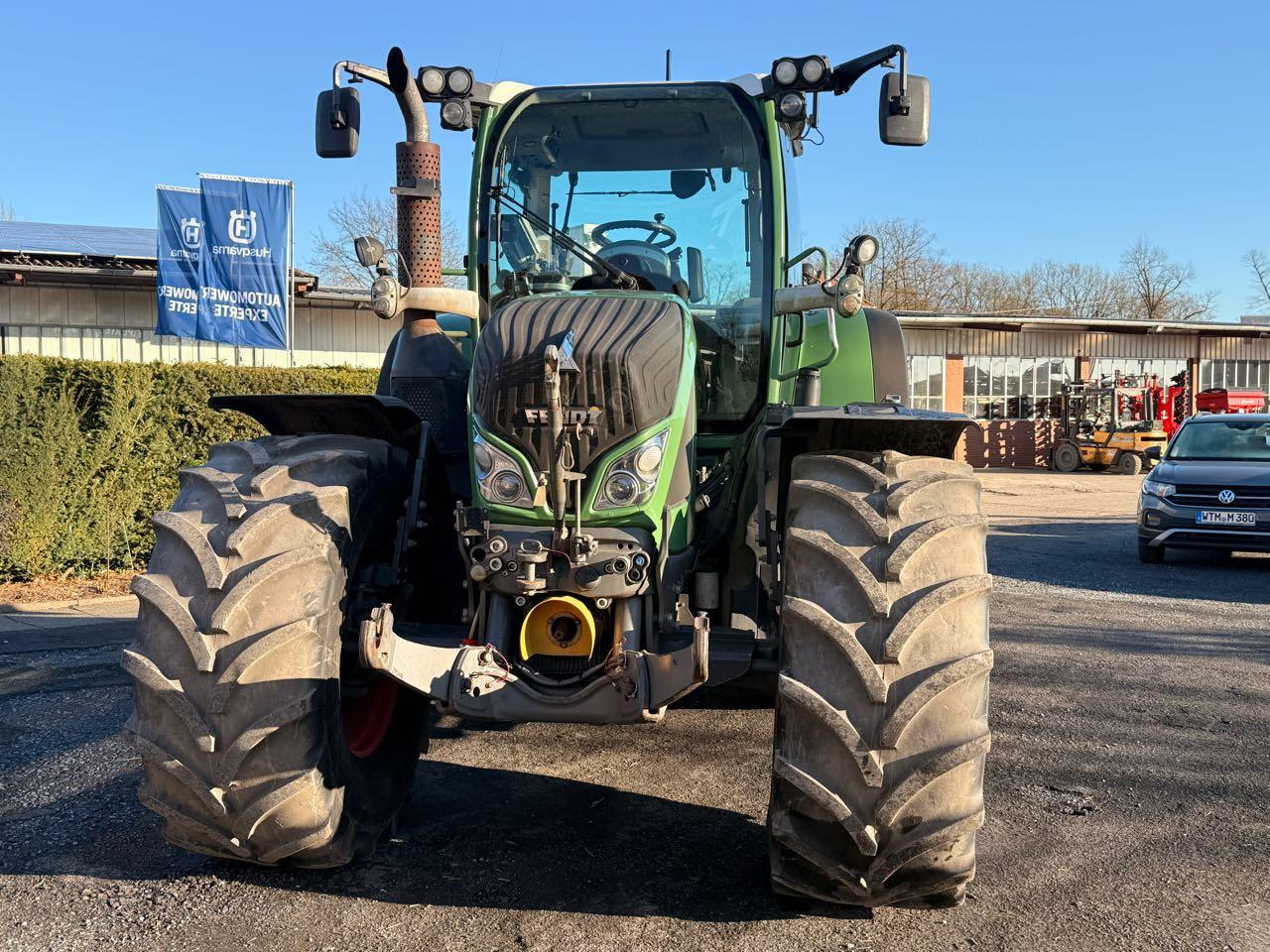 Fendt 724 ProfiPlus - Traktor: slika 2 Fendt 724 ProfiPlus - Traktor: slika 2