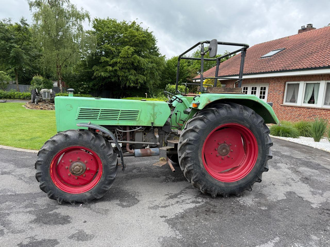 Fendt Farmer 106 (FWA 268S) - Traktor: slika 3 Fendt Farmer 106 (FWA 268S) - Traktor: slika 3