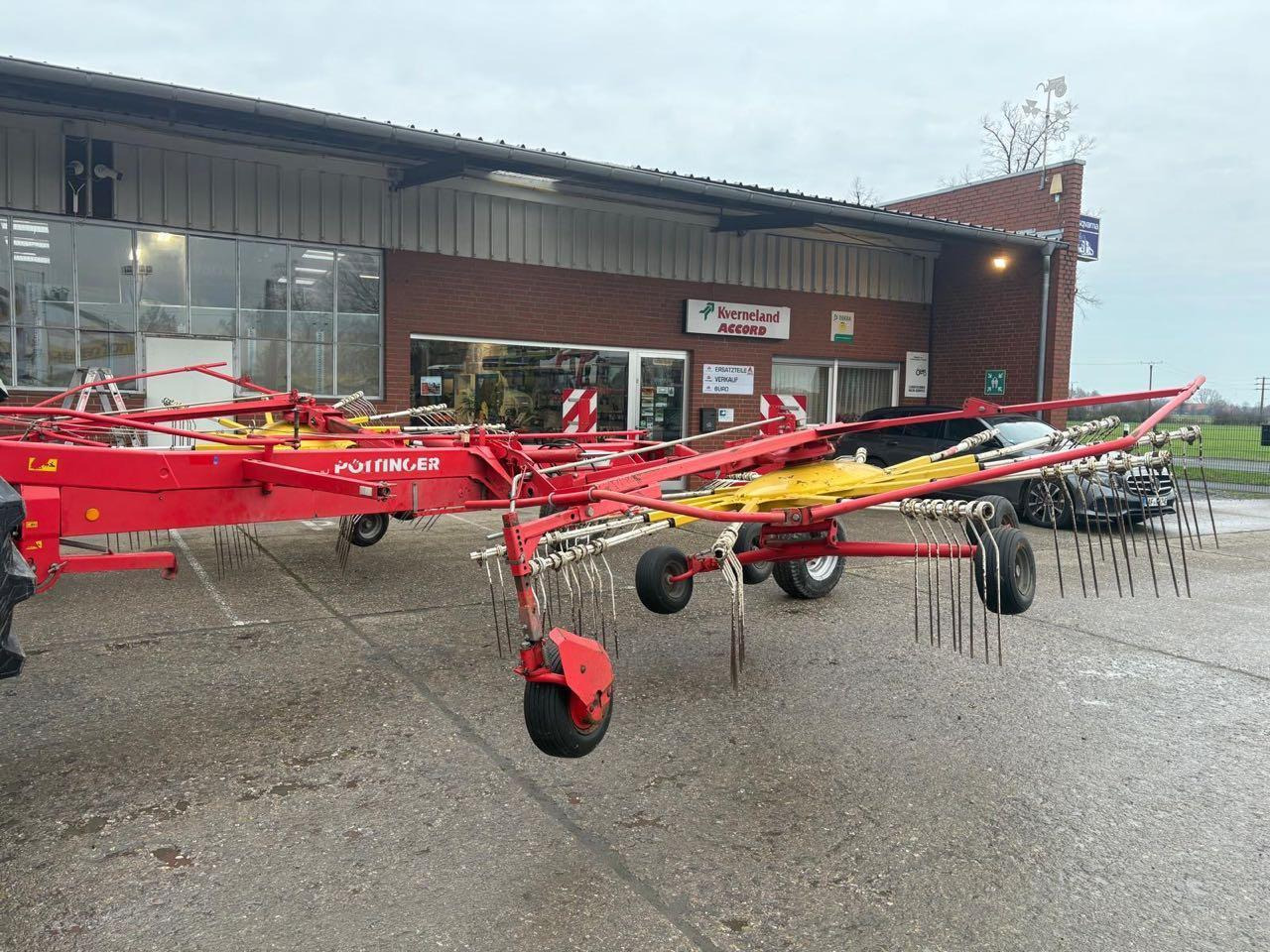 Obračalnik/ Zgrabljalnik Pöttinger EUROTOP 881A: slika 10