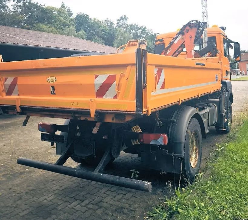 MAN TGS (2012) 18.320 4x4 – Wywrotka trójstronna + Kran Atlas | Komunalny | Euro 5 - Tovornjak prekucnik: slika 2 MAN TGS (2012) 18.320 4x4 – Wywrotka trójstronna + Kran Atlas | Komunalny | Euro 5 - Tovornjak prekucnik: slika 2