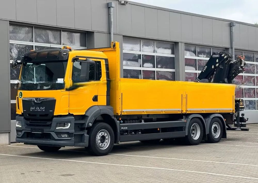 MAN TGS 26.430 6x2-4 – platforma z żurawiem FASSI F235- Euro 6 - Tovornjak z dvigalom, Tovornjak s kesonom: slika 1 MAN TGS 26.430 6x2-4 – platforma z żurawiem FASSI F235- Euro 6 - Tovornjak z dvigalom, Tovornjak s kesonom: slika 1