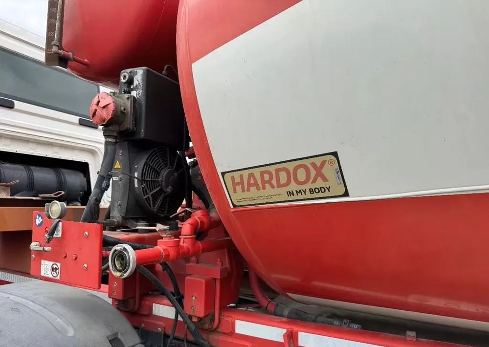 MAN TGS 35.420 8x4 – betonowóz Stetter 9 m³- Euro 6 - Avtomešalec: slika 3 MAN TGS 35.420 8x4 – betonowóz Stetter 9 m³- Euro 6 - Avtomešalec: slika 3