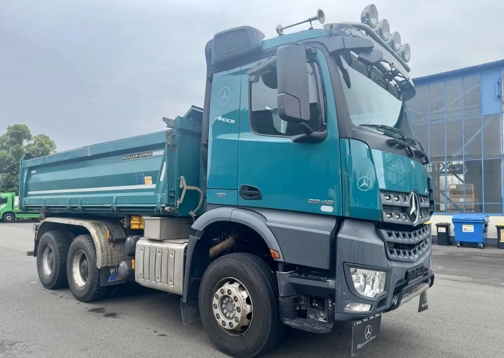 Mercedes-Benz Arocs 2646 6x4 – Wywrotka trójstronna Meiller / Bordmatik / Euro6 - Tovornjak prekucnik: slika 3 Mercedes-Benz Arocs 2646 6x4 – Wywrotka trójstronna Meiller / Bordmatik / Euro6 - Tovornjak prekucnik: slika 3