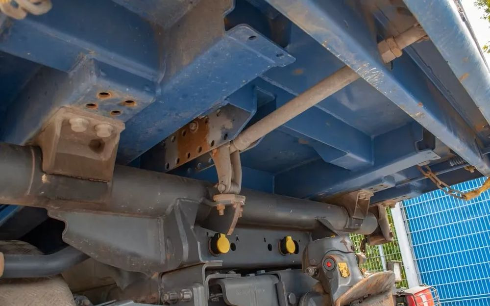 Mercedes-Benz Arocs 2652 6x4 – Wywrotka trójstronna Meiller z Bordmatik (Euro 6) - Tovornjak prekucnik: slika 4 Mercedes-Benz Arocs 2652 6x4 – Wywrotka trójstronna Meiller z Bordmatik (Euro 6) - Tovornjak prekucnik: slika 4