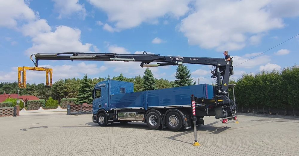 Scania R 500 6x2 / HDS Fassi F 215 AS / Euro 6 / Retarder / Oś skrętna / 220 000 km! - Tovornjak s kesonom, Tovornjak z dvigalom: slika 4 Scania R 500 6x2 / HDS Fassi F 215 AS / Euro 6 / Retarder / Oś skrętna / 220 000 km! - Tovornjak s kesonom, Tovornjak z dvigalom: slika 4