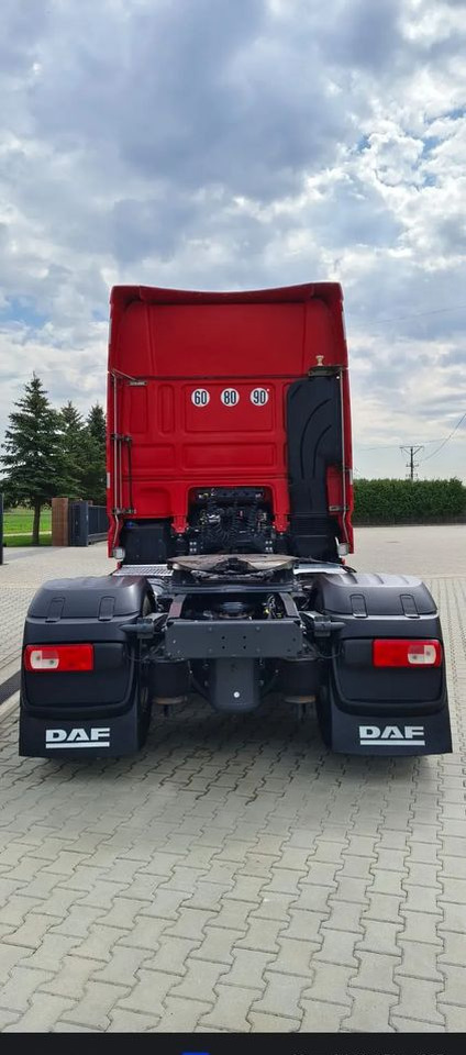 DAF XF SUPER SPACE CAB/RETARDER/EURO6/KLIMATYZACJA - Vlačilec: slika 5 DAF XF SUPER SPACE CAB/RETARDER/EURO6/KLIMATYZACJA - Vlačilec: slika 5