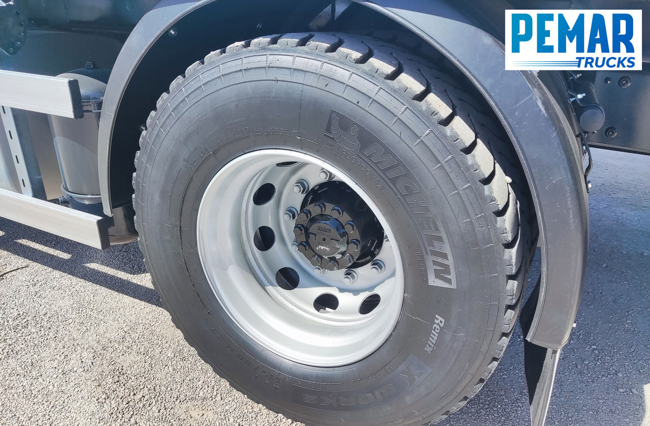 Tovornjak hladilnik DAF CF 330 FRIGORIFICO 18T: slika 17