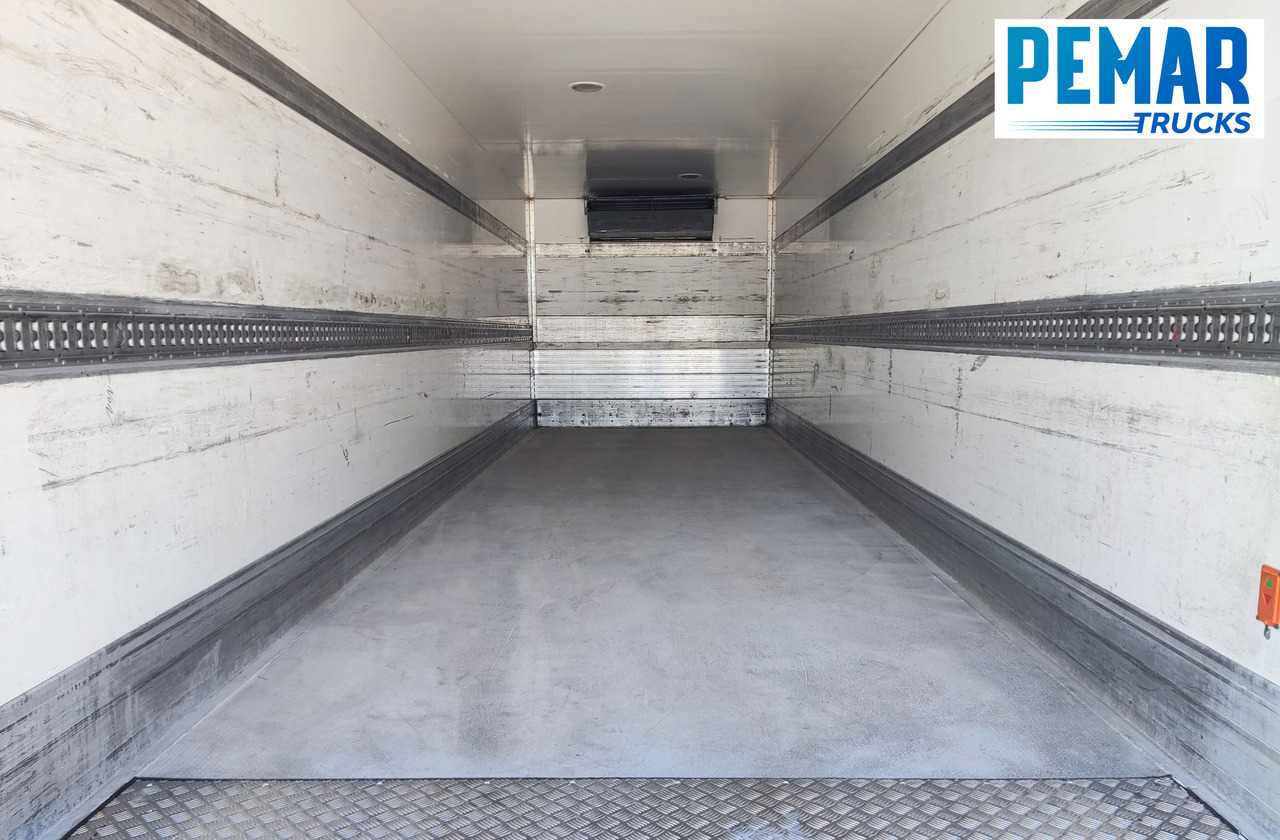 Tovornjak hladilnik DAF CF 330 FRIGORIFICO 18T: slika 13