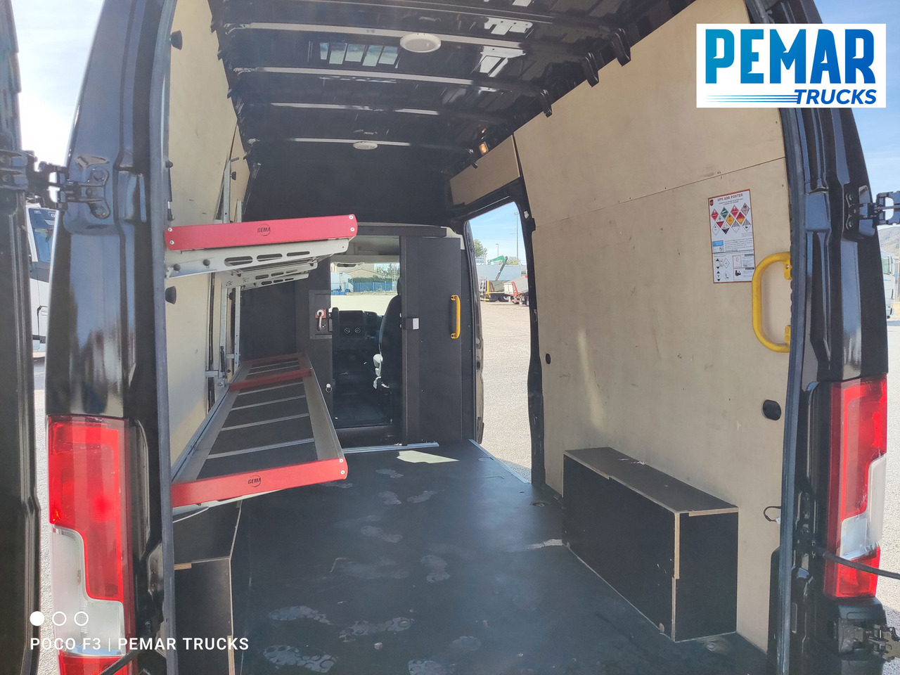 Dostavno vozilo z zabojnikom FIAT DUCATO 2.2 140 CV EURO 6: slika 15