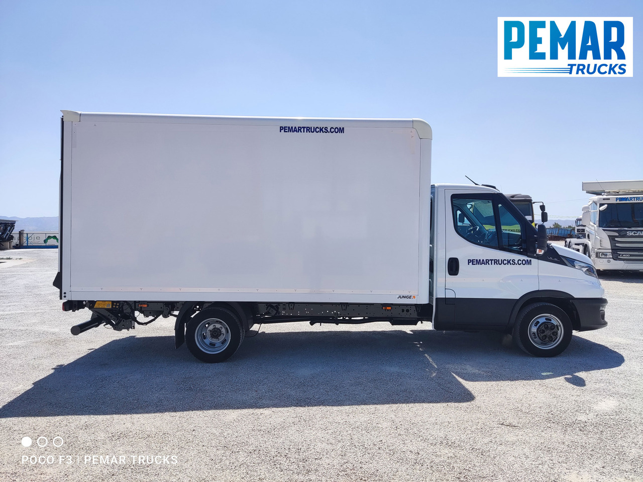 IVECO DAILY 35C16 CAJA CERRADA DOBLE RUEDA - Dostavno vozilo z zabojnikom: slika 4 IVECO DAILY 35C16 CAJA CERRADA DOBLE RUEDA - Dostavno vozilo z zabojnikom: slika 4