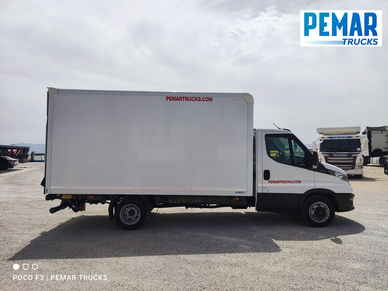 IVECO DAILY 35C16 CAJA CERRADA DOBLE RUEDA - Dostavno vozilo z zabojnikom: slika 4 IVECO DAILY 35C16 CAJA CERRADA DOBLE RUEDA - Dostavno vozilo z zabojnikom: slika 4