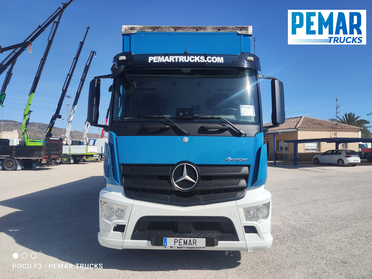 MERCEDES-BENZ ANTOS 1827 SEMITAUTLINER RETARDER - Tovornjak s ponjavo: slika 2 MERCEDES-BENZ ANTOS 1827 SEMITAUTLINER RETARDER - Tovornjak s ponjavo: slika 2