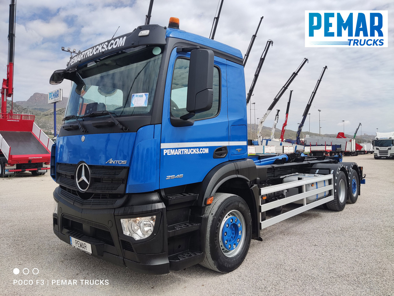 MERCEDES-BENZ ANTOS 2546 6X2 MULTILIFT - Kontejnerski tovornjak/ Tovornjak z zamenljivim tovoriščem: slika 2 MERCEDES-BENZ ANTOS 2546 6X2 MULTILIFT - Kontejnerski tovornjak/ Tovornjak z zamenljivim tovoriščem: slika 2