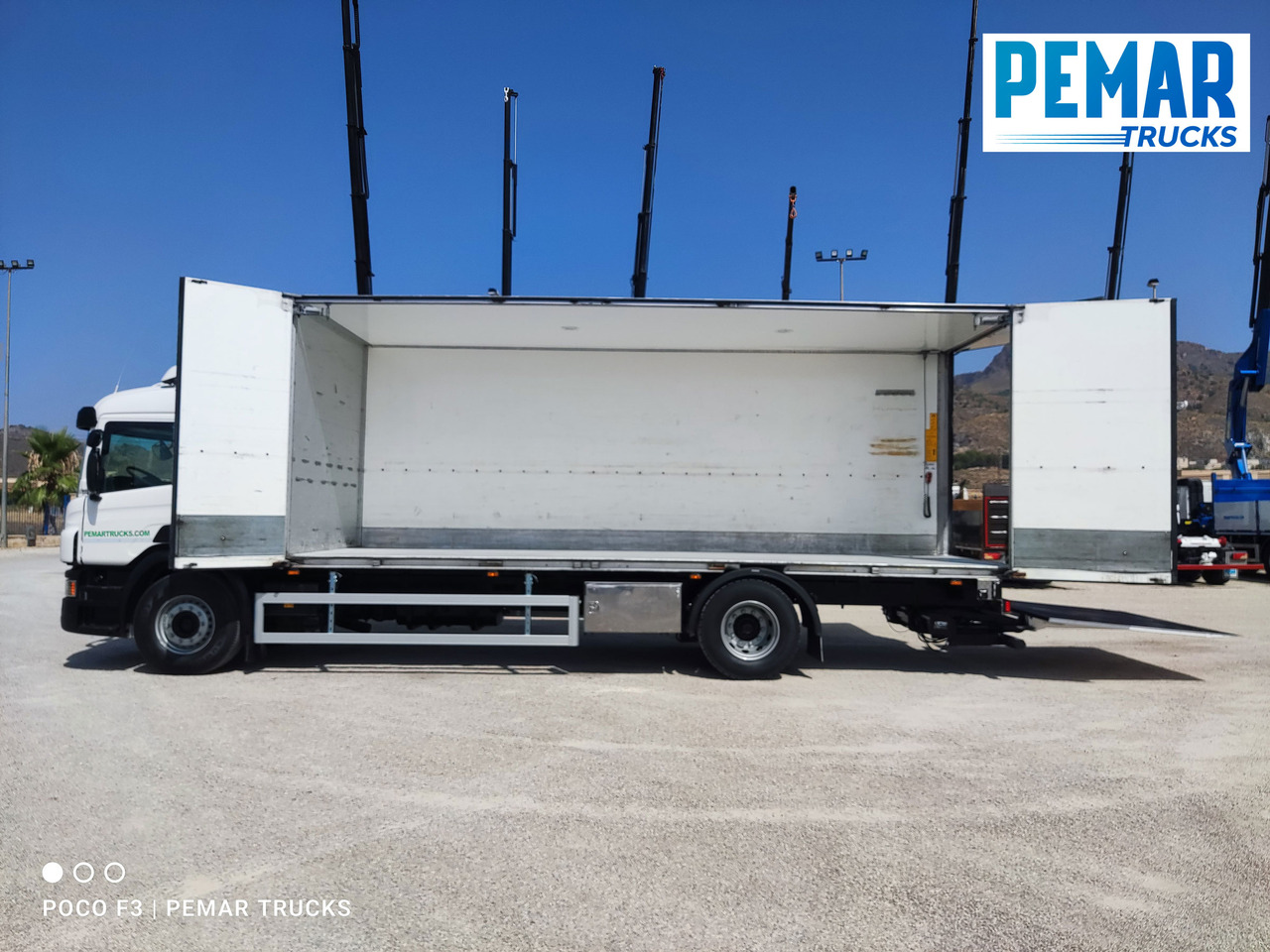 Tovornjak zabojnik SCANIA P 320 CAJA CERRADA 18T EURO 6: slika 13