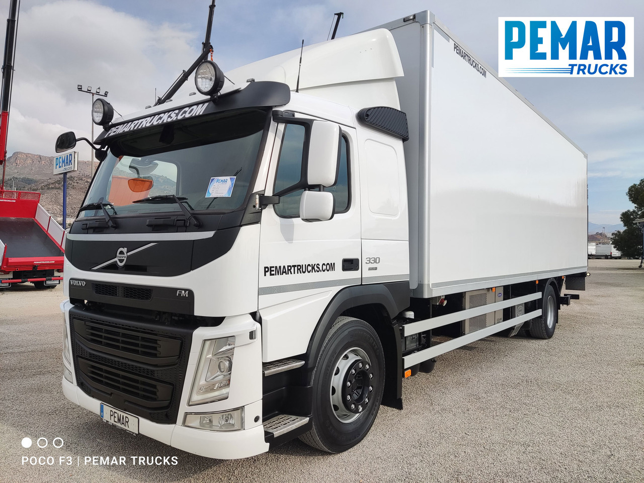 VOLVO FM 330 4X2 FRIGORIFICO 18T EURO 6 - Tovornjak hladilnik: slika 1 VOLVO FM 330 4X2 FRIGORIFICO 18T EURO 6 - Tovornjak hladilnik: slika 1