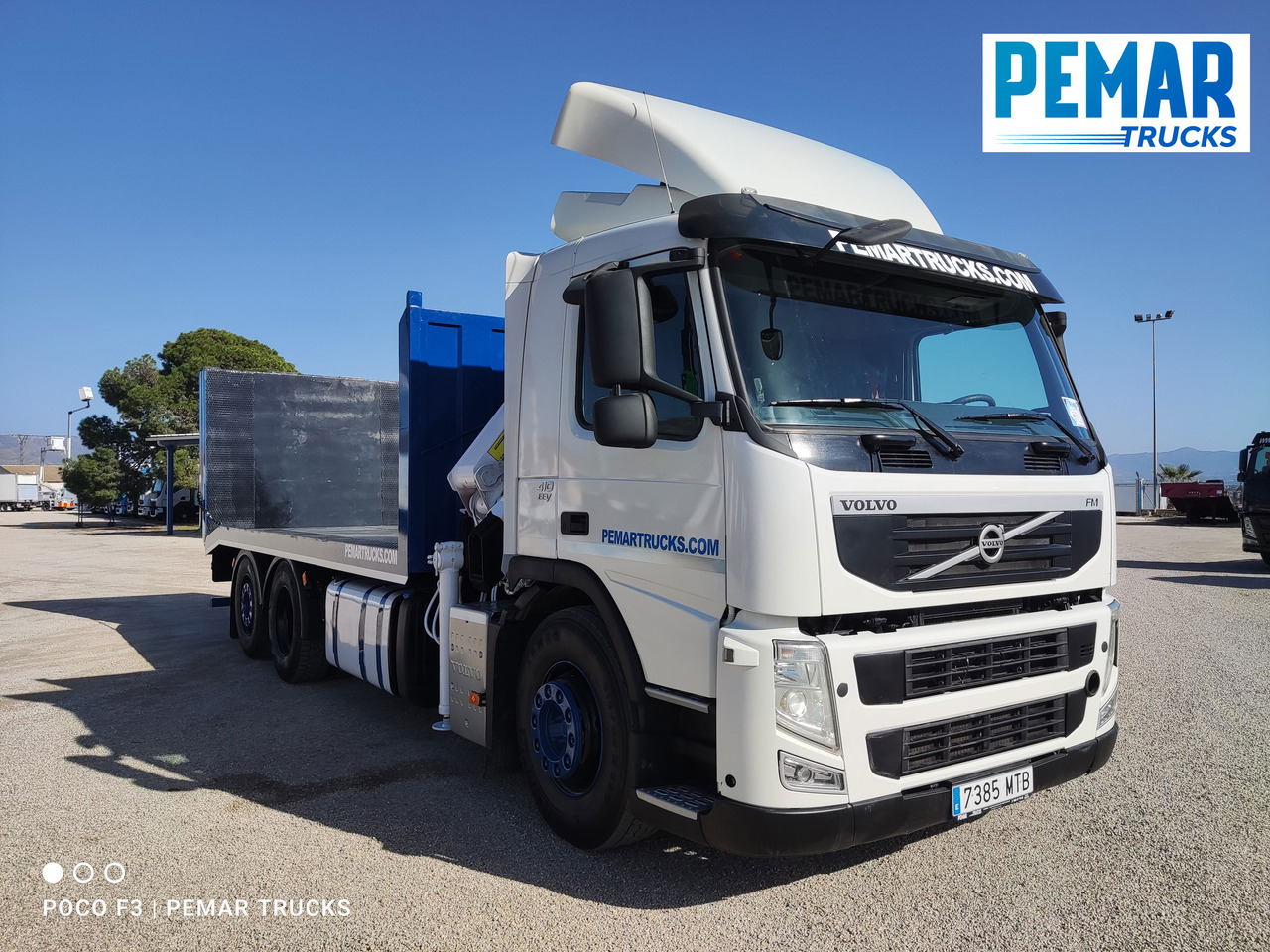 VOLVO FM 410 6X2 GRUA PORTAMAQUINARIA - Tovornjak avtotransporter, Tovornjak z dvigalom: slika 4 VOLVO FM 410 6X2 GRUA PORTAMAQUINARIA - Tovornjak avtotransporter, Tovornjak z dvigalom: slika 4