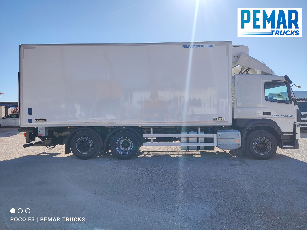 VOLVO FM 450 6X2 FRIGORIFICO EURO 6 - Tovornjak hladilnik: slika 4 VOLVO FM 450 6X2 FRIGORIFICO EURO 6 - Tovornjak hladilnik: slika 4