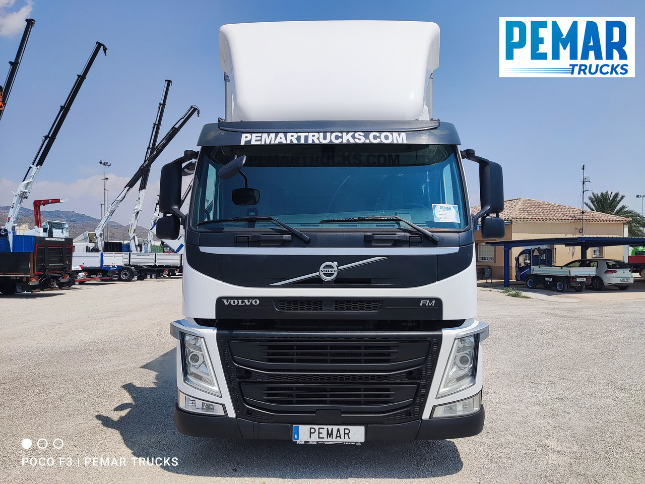 VOLVO FM 500 6X2 FRIGORIFICO EURO 6 - Tovornjak hladilnik: slika 2 VOLVO FM 500 6X2 FRIGORIFICO EURO 6 - Tovornjak hladilnik: slika 2