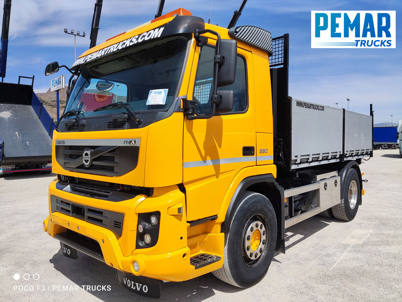 VOLVO FMX 330 BASCULANTE 18T - Tovornjak prekucnik: slika 2 VOLVO FMX 330 BASCULANTE 18T - Tovornjak prekucnik: slika 2