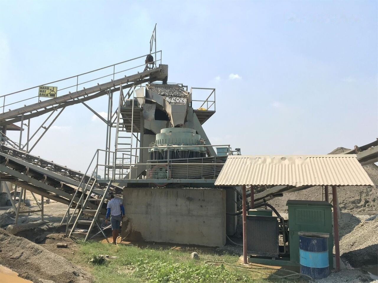 Kinglink 4.25 Ft Riverstone Cone Crusher KLF1300 - Stožčasti drobilec: slika 2 Kinglink 4.25 Ft Riverstone Cone Crusher KLF1300 - Stožčasti drobilec: slika 2