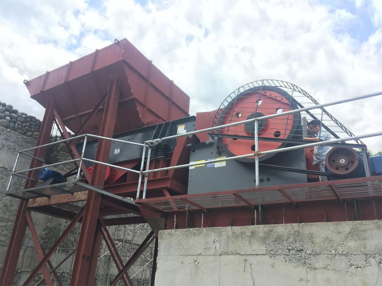 Kinglink ZSW380X96 RiverStone Aggregate vibrating grizzly feeder - Rudarski stroji: slika 5 Kinglink ZSW380X96 RiverStone Aggregate vibrating grizzly feeder - Rudarski stroji: slika 5