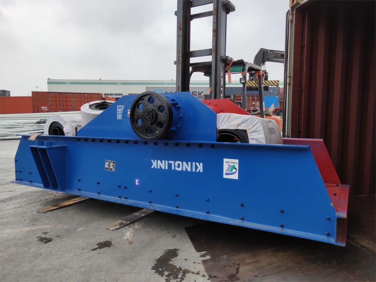 Kinglink ZSW490x110 Linear Vibrating Feeder - Rudarski stroji: slika 1 Kinglink ZSW490x110 Linear Vibrating Feeder - Rudarski stroji: slika 1