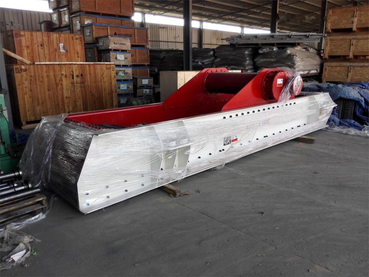 Kinglink ZSW600X130 OEM manufacturing Gator type Vibrating Grizzly Feeder - Presejalnik: slika 1 Kinglink ZSW600X130 OEM manufacturing Gator type Vibrating Grizzly Feeder - Presejalnik: slika 1