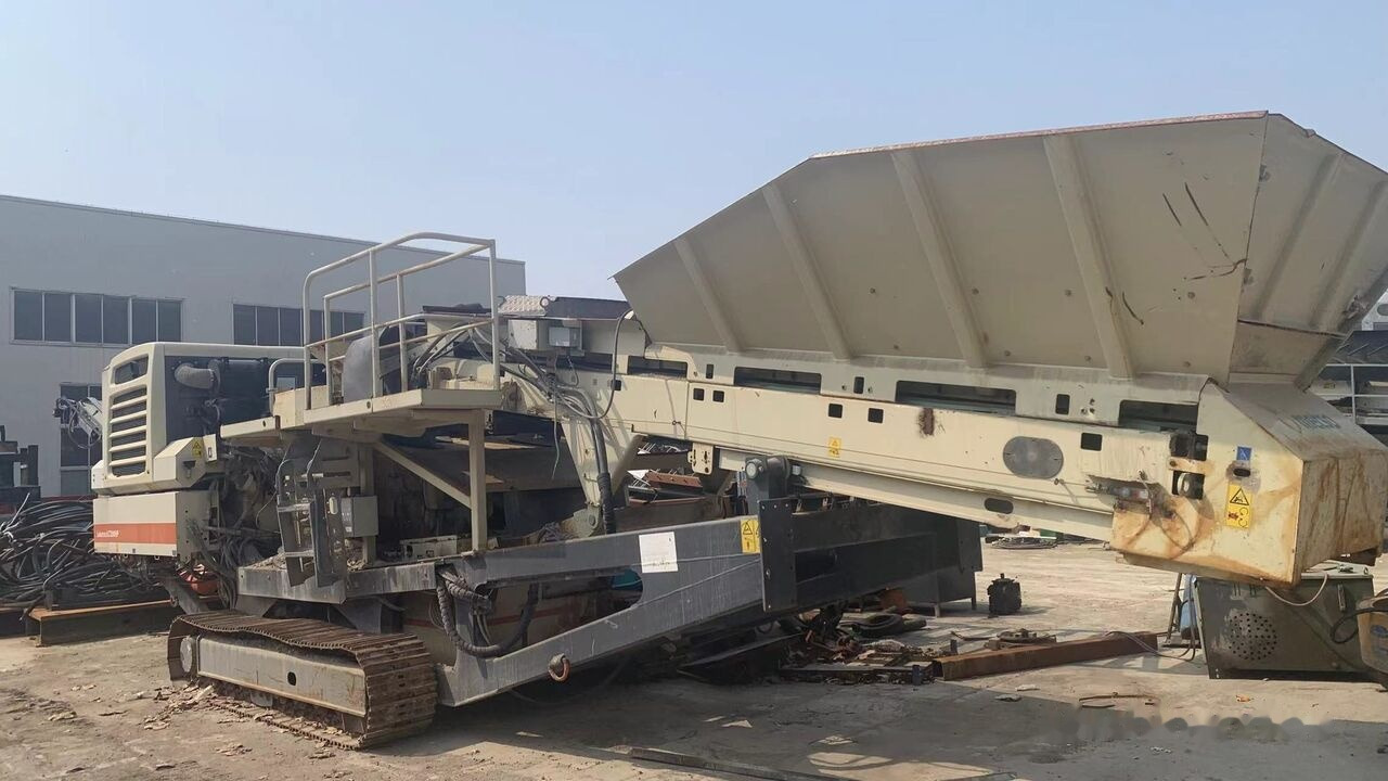 Metso LT200HP Mobile Cone Crusher - Mobilni drobilec: slika 1 Metso LT200HP Mobile Cone Crusher - Mobilni drobilec: slika 1