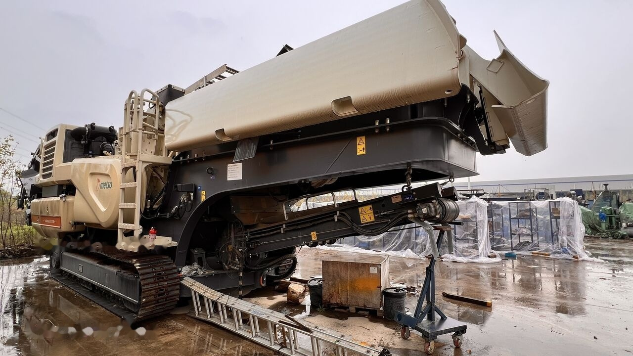 Metso NEW Lokotrack LT1213S mobile horizontal impact crusher - Mobilni drobilec: slika 5 Metso NEW Lokotrack LT1213S mobile horizontal impact crusher - Mobilni drobilec: slika 5